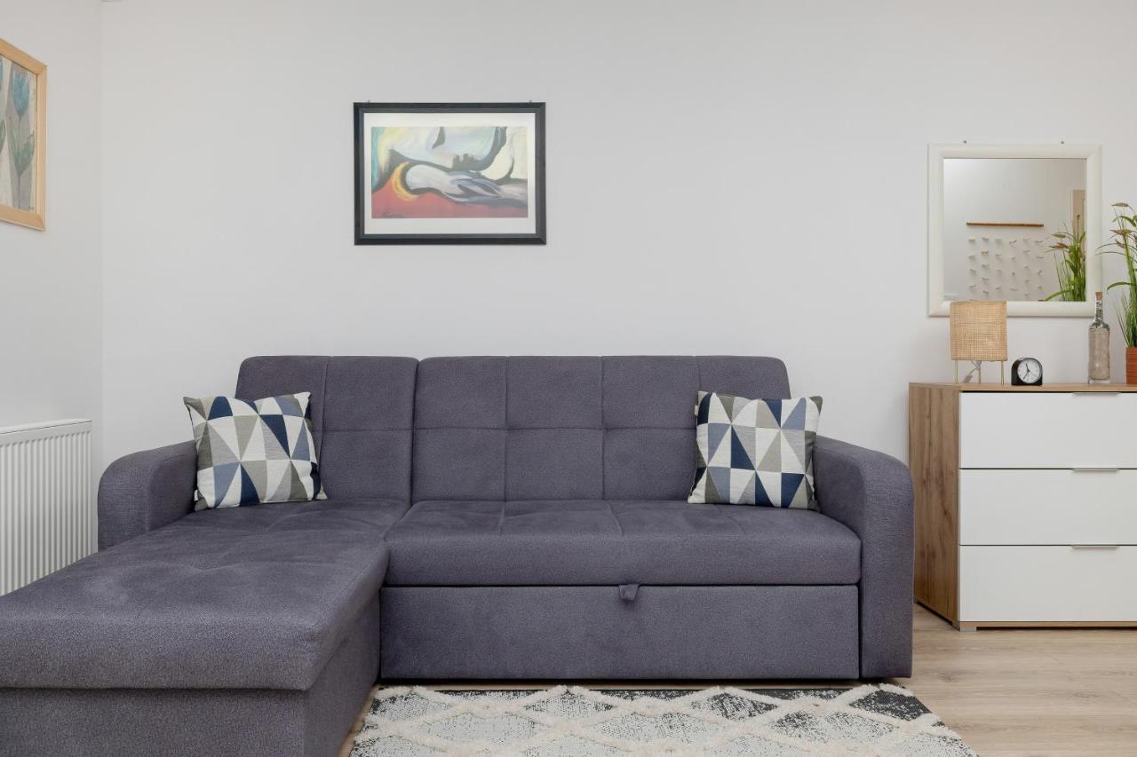 B 101 Apartment